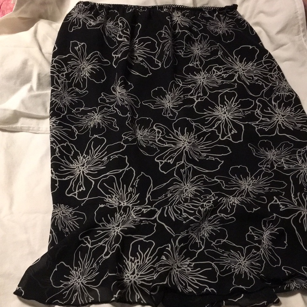 Black and white floral midi skirt